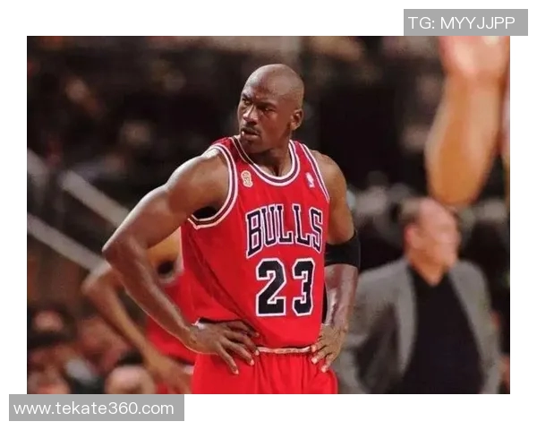 公牛队成功翻盘,球队夺得系列赛胜利,展现王者风范 公牛队成功翻盘,球队夺得系列赛胜利,展现王者风范