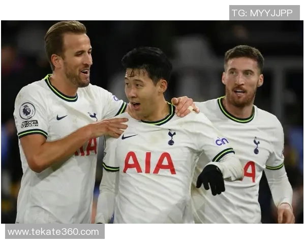 热刺巨星凯恩梅开二度，破门欧冠全球瞩目，帮助球队晋级淘汰赛！