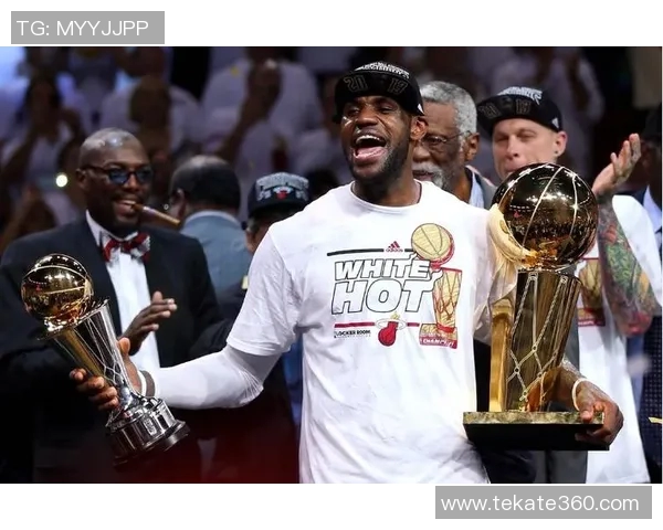 詹姆斯双20加三双狂揽50分夺下本赛季MVP宝座！